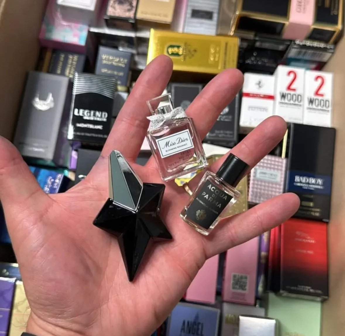 perfume liquidation pallets