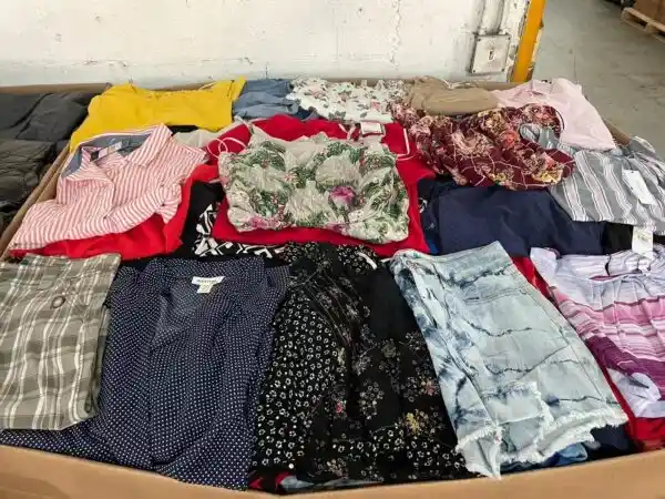 Buy Activewear Liquidation Pallets (250+ Athletic Apparel Items -$695)